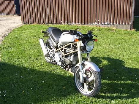Ducati Monster 750 (Solgt.) billede 8
