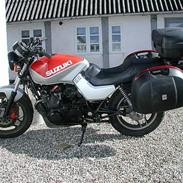 Suzuki gs 650 katana