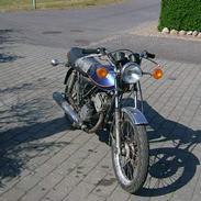 Kawasaki kh125