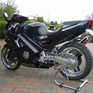 Honda CBR 600 f2