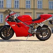 Ducati 748s