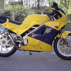 Honda VFR 400 R NC 24 - Solgt -