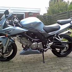 Suzuki SV650S