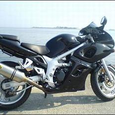 Suzuki SV650s