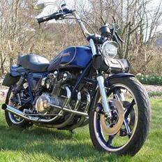 Suzuki GS550E