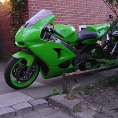 Kawasaki ZX6R Baneracer *solgt*