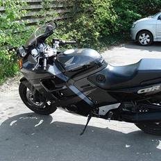 Honda cbr1000f sc24...SOLGT