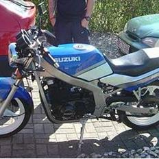 Suzuki gs500e 
