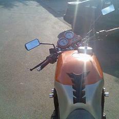 Suzuki gsx-r 1100 Naked bike