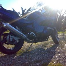 Suzuki gsx 600 f  