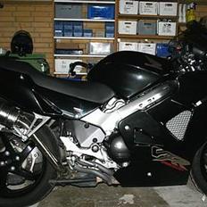 Honda vfr    800    rc 46