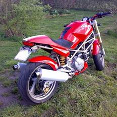 Ducati monster 750 solgt