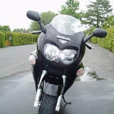 Suzuki GSX 750 F