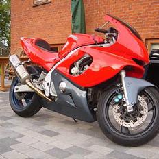 Yamaha YZF 600 R