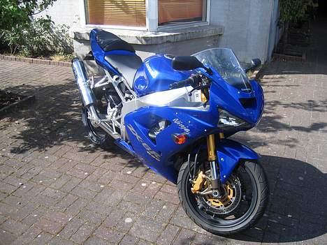 Kawasaki ZX6R ¤SOLGT¤ - 29/4 2007 billede 11