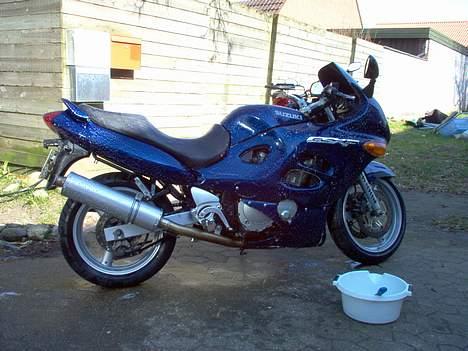 Suzuki GSX750F (SOLGT) billede 5