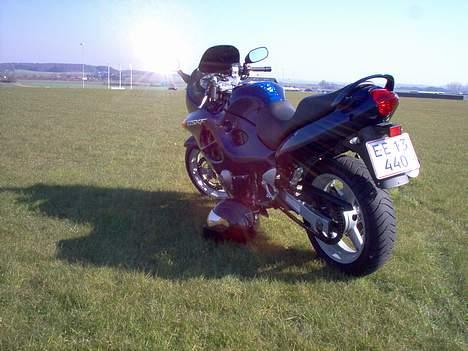 Suzuki GSX750F (SOLGT) billede 13