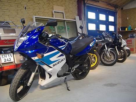Suzuki GS500F >TILSALG< - billeder fra værkstedet før den var gjort klar til levering billede 9