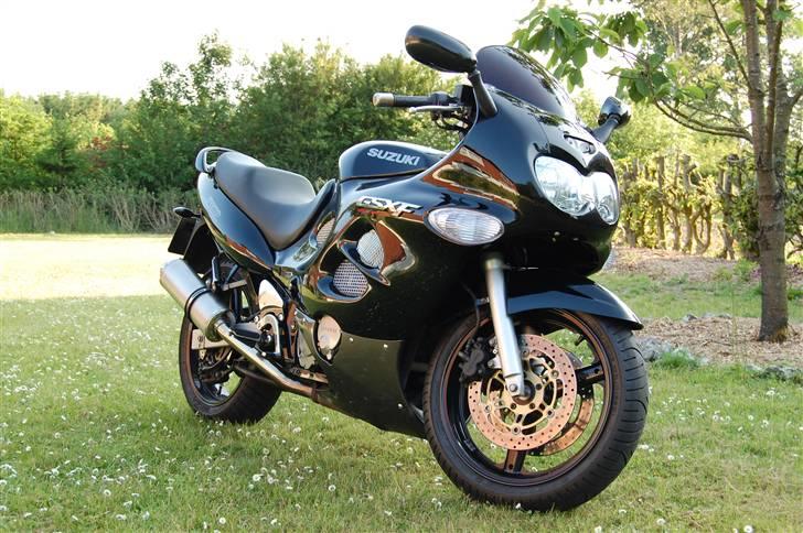 Suzuki GSX 750 F billede 1