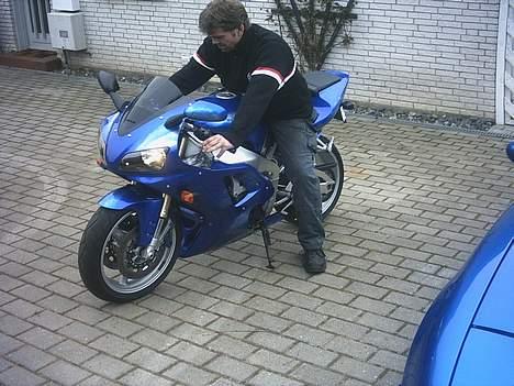 Yamaha R1 - Tilbage på min egen. billede 11