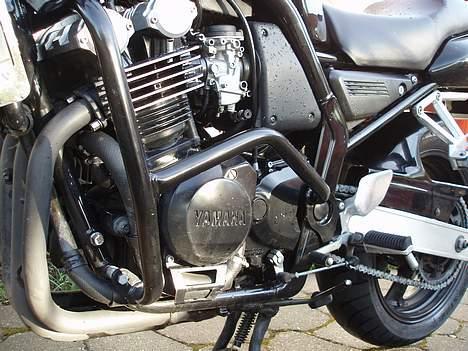 Yamaha FZS 600 Fazer - "Børnebøjler" indtil jeg får kasko på så kommer der en plov på! billede 4