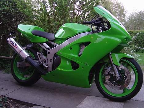 Kawasaki ZX6R Baneracer *solgt* billede 1