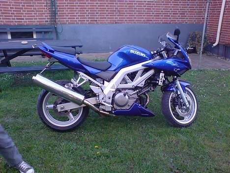 Suzuki Sv650s ( SOLGT ) billede 5