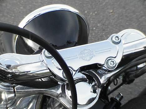 Harley Davidson Dyna Street Bob billede 10