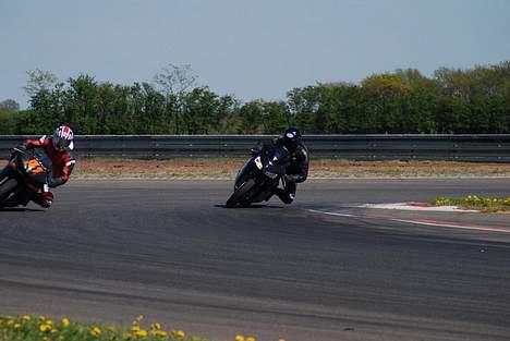 Honda CBR1000RR - SOLGT - ...så ham napper vi saftsusemig da indenom...;-D billede 12