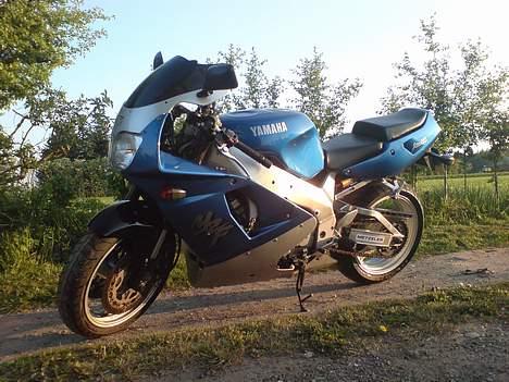 Yamaha YZF 750 R **Solgt**  billede 11