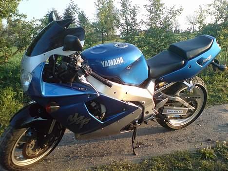 Yamaha YZF 750 R **Solgt**  billede 12