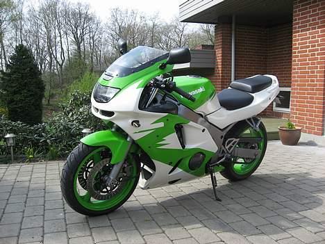 Kawasaki ZX6R billede 5