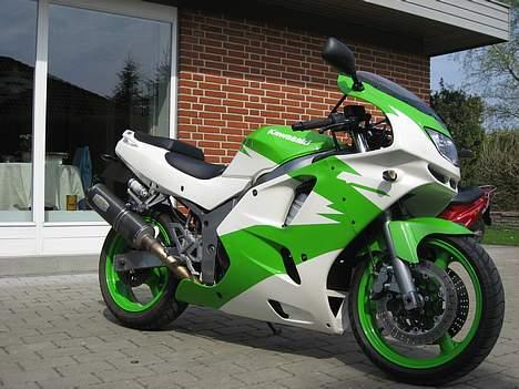 Kawasaki ZX6R billede 8