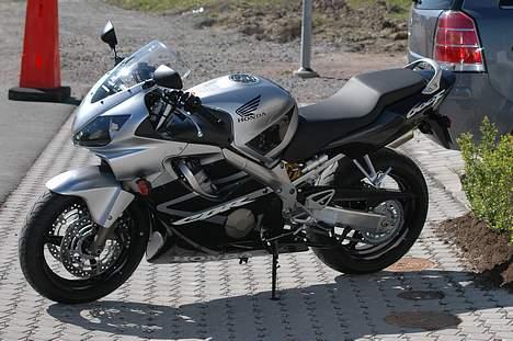 Honda CBR600F *solgt* - CBR600F på besøg i sverige billede 6