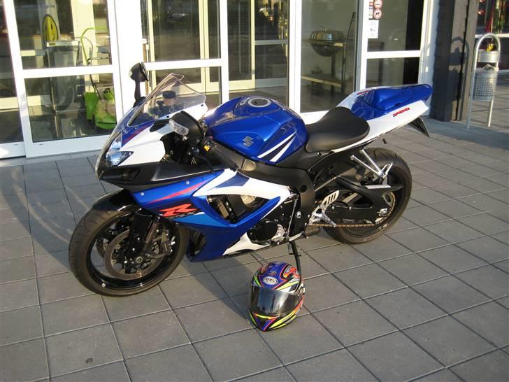 Suzuki GSX 750 R (solgt) billede 2
