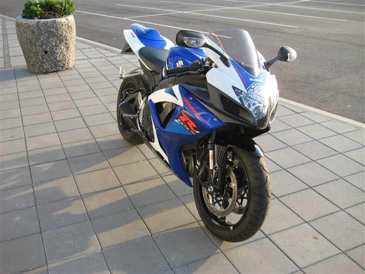 Suzuki GSX 750 R (solgt) billede 5