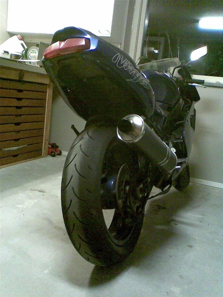 Kawasaki ZXR 400 Ninja - Hævet i bagenden =D billede 3