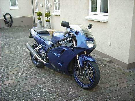 Kawasaki ZXR 400 Ninja billede 4