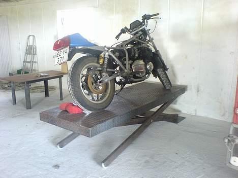 Suzuki Gsx 750 - Hjemmelavet lift. billede 19