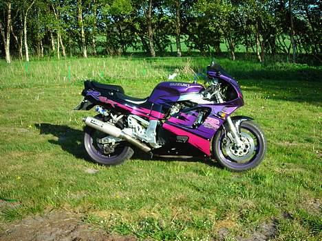 Suzuki GSX750R billede 1