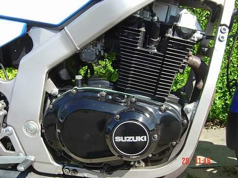 Двигатель suzuki gs 500