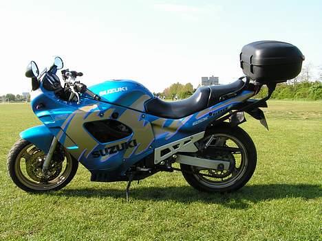 Suzuki GSX 600 F  **solgt** billede 6