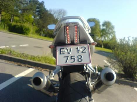 Suzuki sv1000s **SOLGT** billede 3