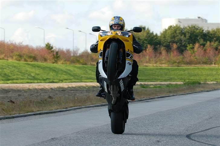 Yamaha Yzf R1 SE billede 1