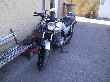 Suzuki gs450e billede 2