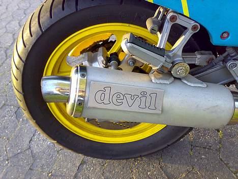 Kawasaki GPZ 600 R (solgt) - Den lyder bare alt for godt :) billede 6