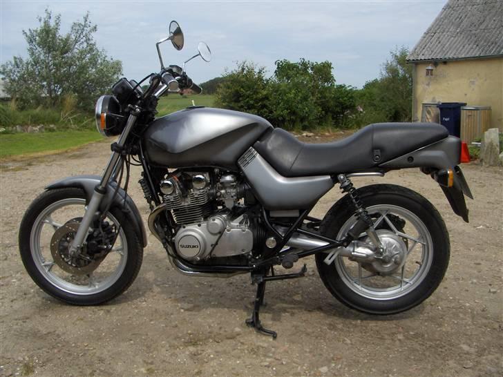 Suzuki GS 650 G Katana billede 2