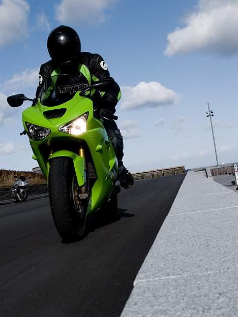 Kawasaki ZX-6R Ninja *DØD* - Der rulles på Tuborg Havn billede 16