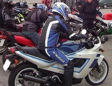 Suzuki GSX 600F ( Solgt ) - Julemærketuren, der var sørme en der lige fangede mig i fuld beklædning billede 6