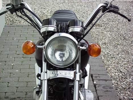 Honda CM400 billede 6